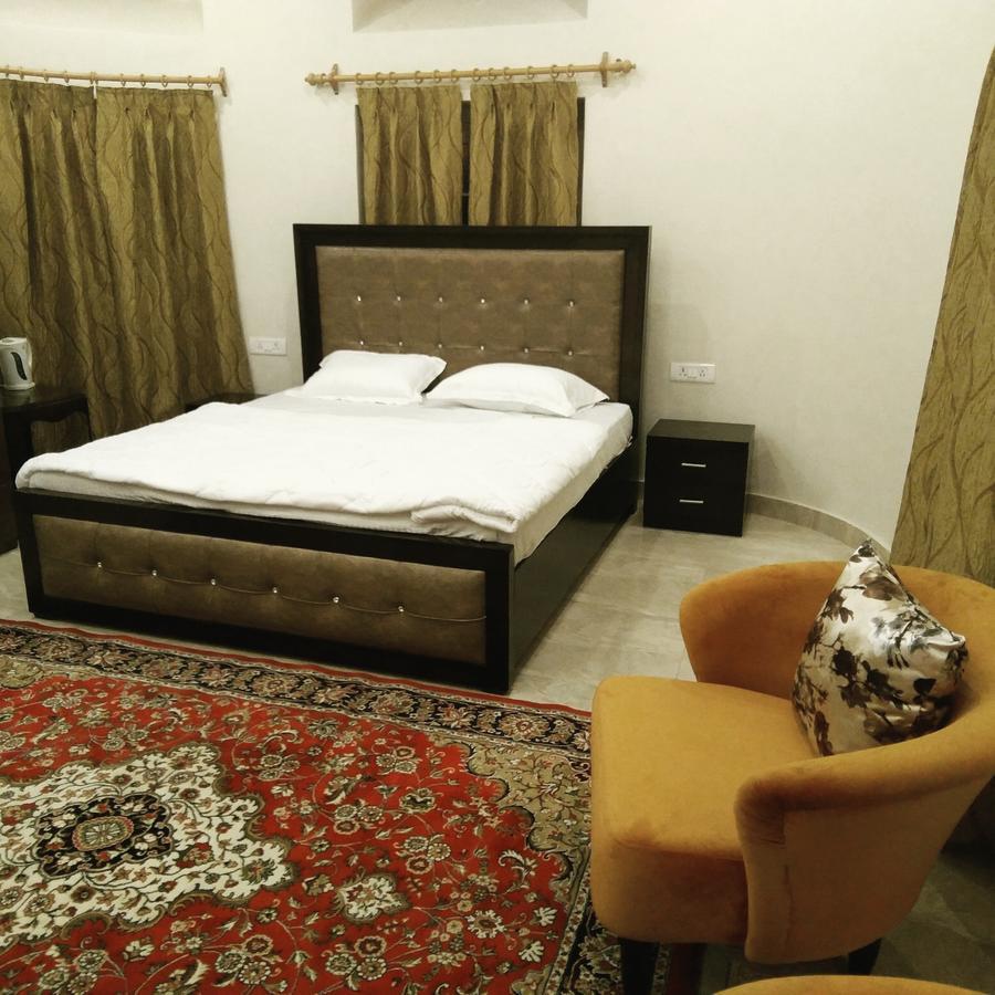 Heritage Homestay Jammu Eksteriør billede